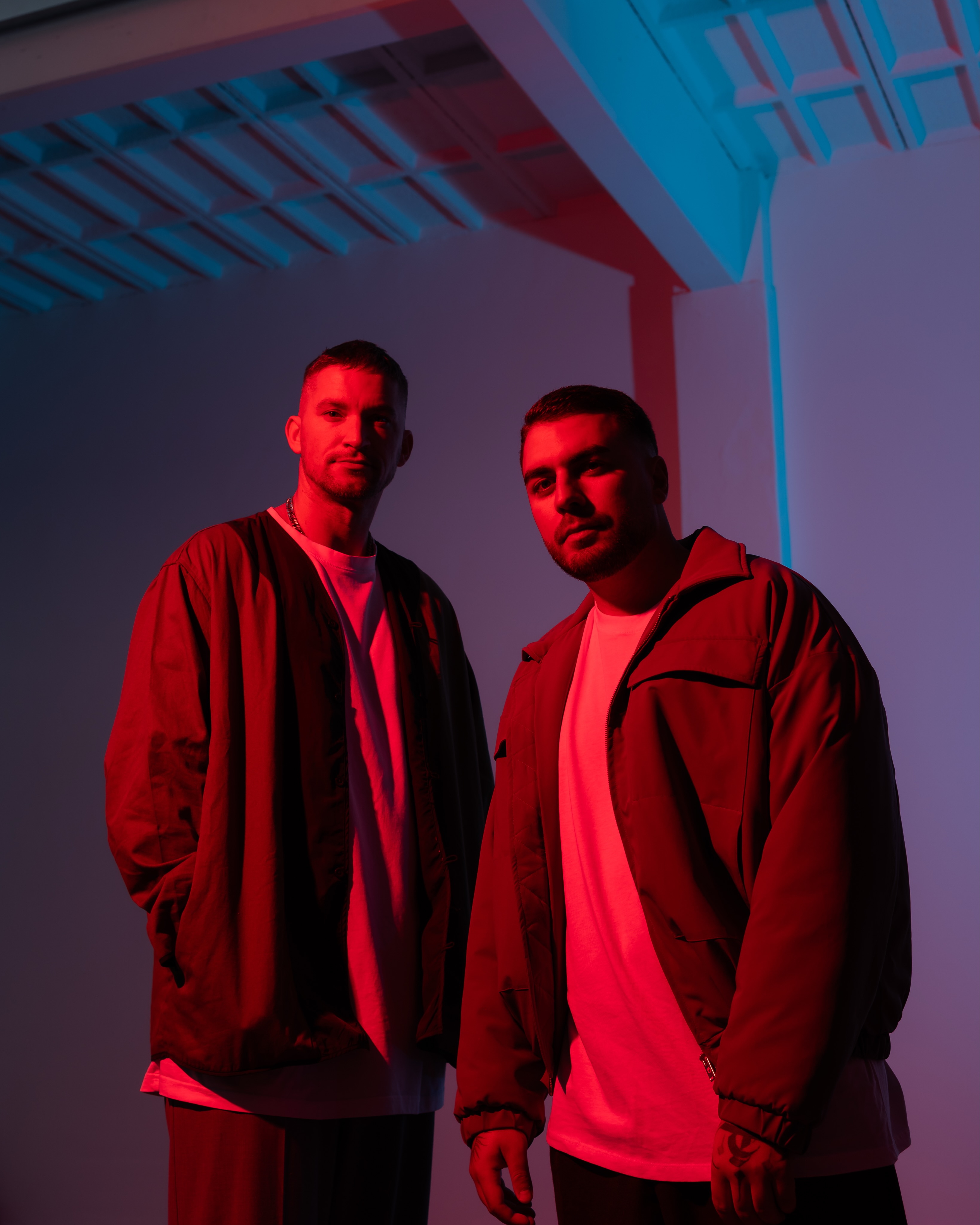 German duo Tomi & Kesh have quickly risen to prominence since forming in 2016. They are highly regarded in the Tech House universe, known for their unique, captivating sound that has caught the attention of industry heavyweights.

As producers, they’ve landed six #1 records on the Beatport Tech House charts and two #1 spots on the Minimal Deep/Tech charts, with releases on Elrow Music, Deeperfect, Repopulate Mars, SB Recordings, Kaluki, and their own imprint, NoZzo.

Their music has been championed by some of the biggest names in dance music, including The Martinez Brothers, Marco Carola, Joseph Capriati, Loco Dice, Dennis Cruz, Paco Osuna, Nicole Moudaber, Nic Fanciulli, and Andrea Oliva.

On the road, they’ve brought their sound to iconic stages around the world, including Hï Ibiza, ANTS Ushuaïa Ibiza, Elrow Ibiza, Fabrik Madrid, We Are Sun São Paulo, and Penthouse Dubai to name a few.

Since launching NoZzo in 2019, Tomi & Kesh have continued to grow their global reach with performances throughout Europe and Latin America.

With support from the scene’s biggest tastemakers and electrifying performances across the globe, The Bullit Agency is excited to announce Tomi & Kesh for South American representation.